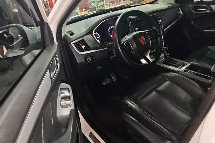 Used Roewe RX5 2017 20T Two-Wheel Drive Automatic Internet Elite Edition Driver Seat
