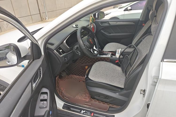 Used Roewe RX5 2017 20T Two-Wheel Drive Automatic Internet Elite Edition Driver Seat