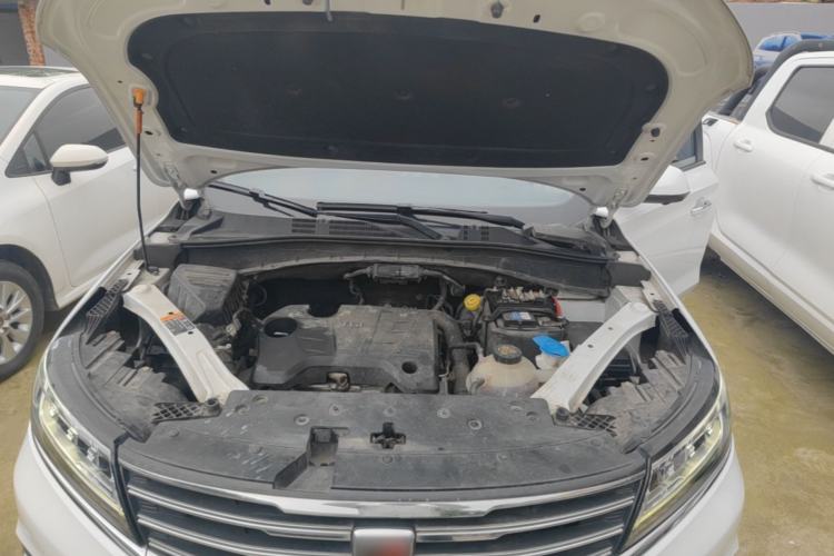 Used Roewe RX5 2017 20T Two-Wheel Drive Automatic Internet Elite Edition Engine Bay