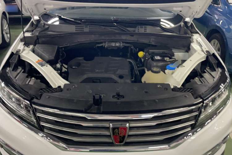 Used Roewe RX5 2017 20T Two-Wheel Drive Automatic Internet Elite Edition Engine Bay