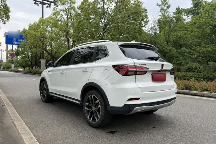 Used Roewe RX5 2017 20T Two-Wheel Drive Automatic Internet Elite Edition Exterior 10