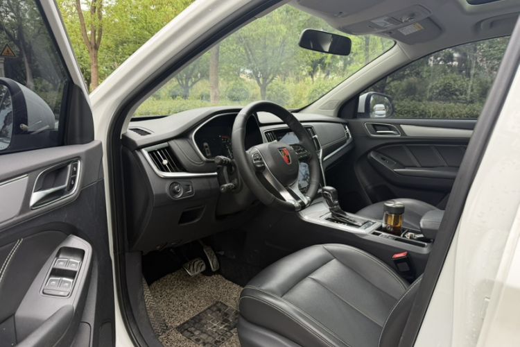 Used Roewe RX5 2017 20T Two-Wheel Drive Automatic Internet Elite Edition Exterior 4