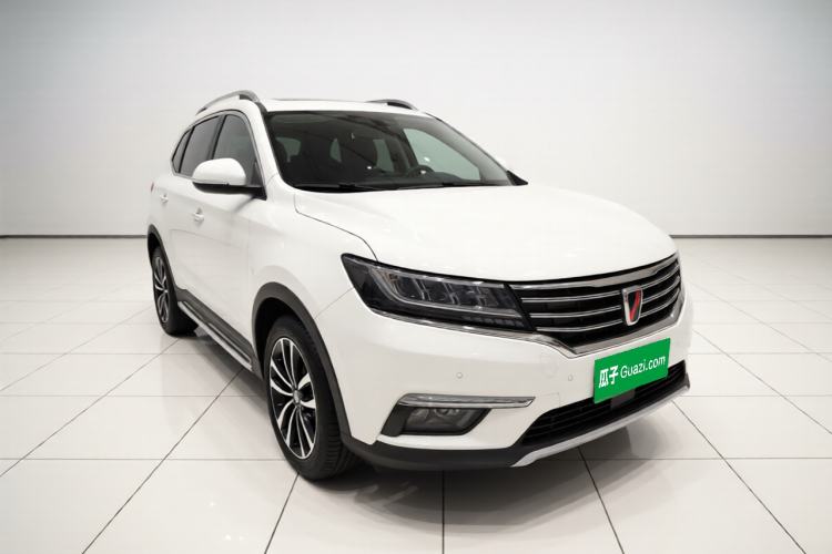 Used Roewe RX5 2017 20T Two-Wheel Drive Automatic Internet Elite Edition Front Right 45 Deg
