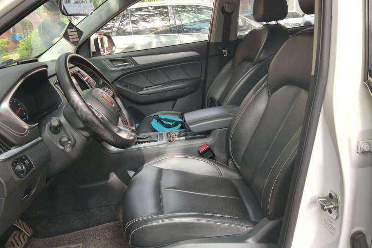 Used Roewe RX5 2017 20T Two-Wheel Drive Automatic Internet Elite Edition Left Front Seat