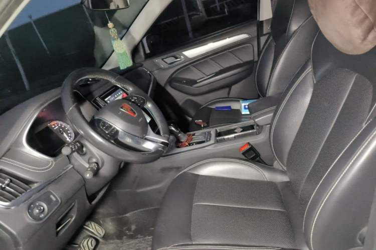 Used Roewe RX5 2017 20T Two-Wheel Drive Automatic Internet Elite Edition Left Front Seat