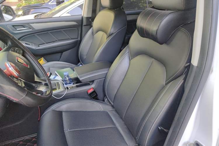 Used Roewe RX5 2017 20T Two-Wheel Drive Automatic Internet Elite Edition Left Front Seat
