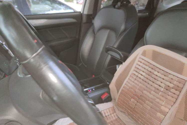 Used Roewe RX5 2017 20T Two-Wheel Drive Automatic Internet Elite Edition Left Front Seat