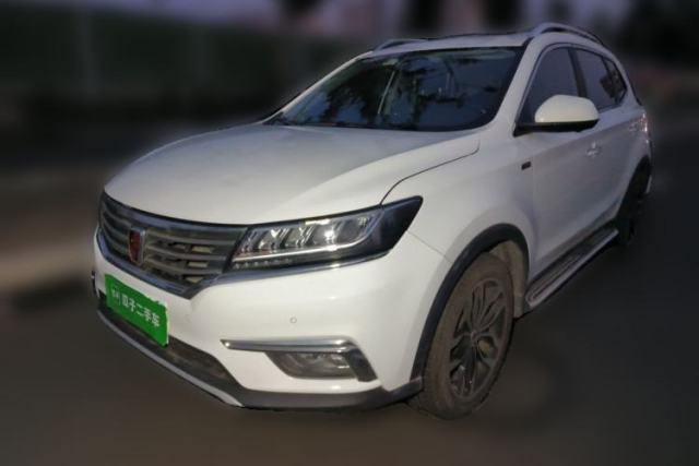 Ojetý Roewe RX5 2017 20T Two-Wheel Drive Automatic Internet Elite Edition