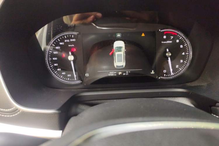 Used Roewe RX5 2017 20T Two-Wheel Drive Automatic Internet Elite Edition Odometer Close Up