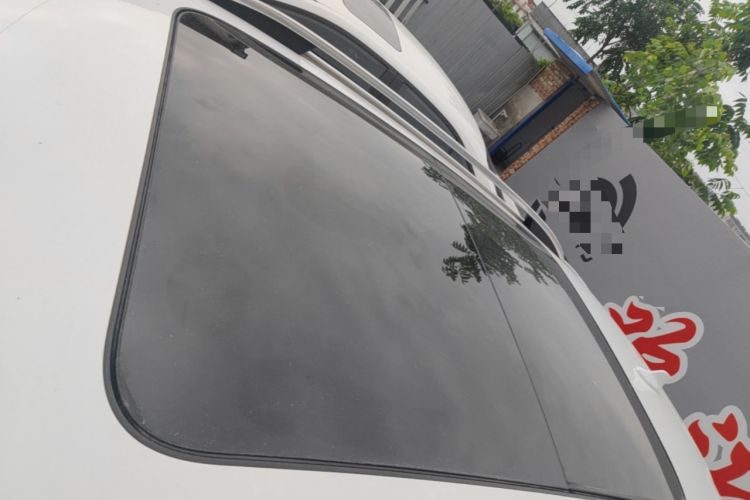 Used Roewe RX5 2017 20T Two-Wheel Drive Automatic Internet Elite Edition Roof