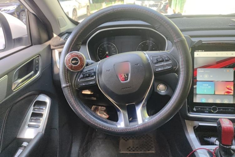 Used Roewe RX5 2017 20T Two-Wheel Drive Automatic Internet Elite Edition Steering Wheel