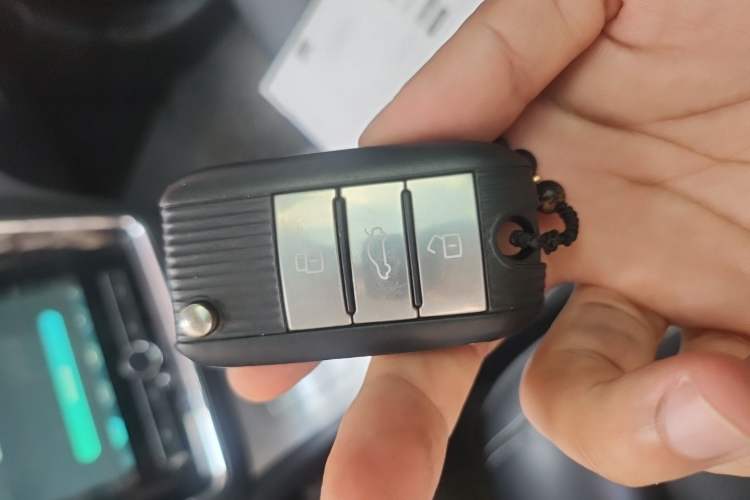 Used Roewe RX5 2017 20T Two-Wheel Drive Automatic Internet Elite Edition Vehicle Key