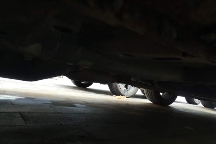 Used Roewe RX5 2018 20T Two-Wheel Drive Manual Internet Smart Edition Chassis Front Left
