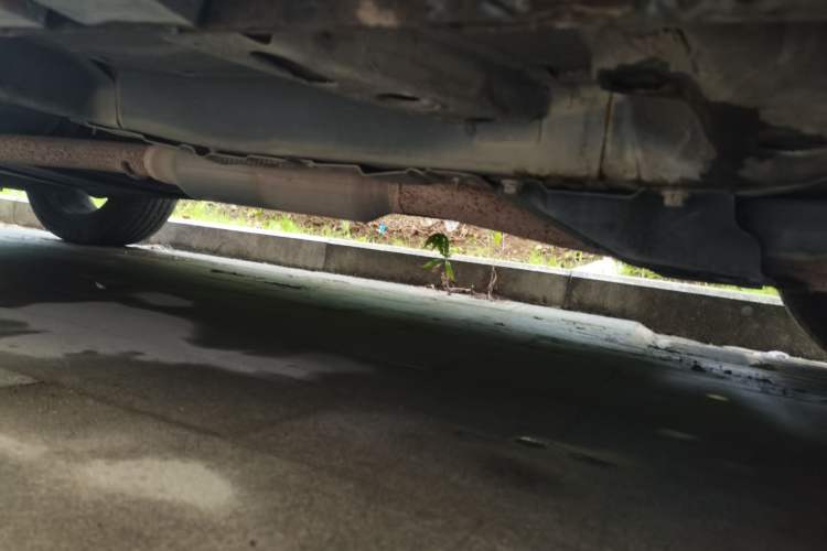 Used Roewe RX5 2018 20T Two-Wheel Drive Manual Internet Smart Edition Chassis Front Right