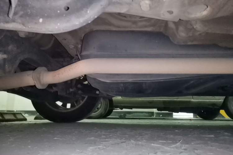 Used Roewe RX5 2018 20T Two-Wheel Drive Automatic Internet Smart Edition Chassis Rear Right