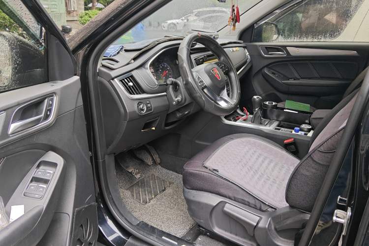 Used Roewe RX5 2018 20T Two-Wheel Drive Manual Flagship Edition Driver Seat