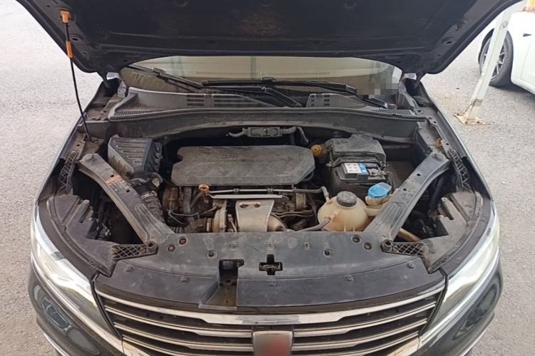 Used Roewe RX5 2018 30T Two-Wheel Drive Automatic Internet Smart Edition Engine Bay