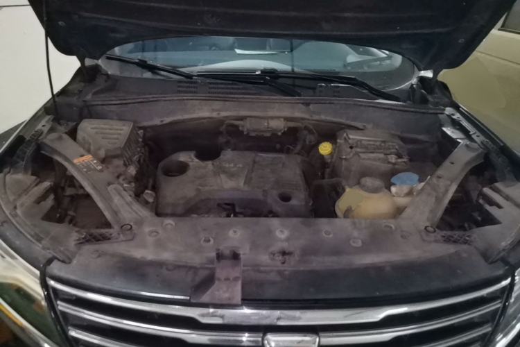 Used Roewe RX5 2018 20T Two-Wheel Drive Automatic Internet Smart Edition Engine Bay