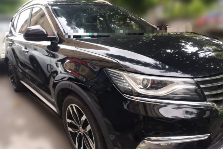 Used Roewe RX5 2018 20T Two-Wheel Drive Manual Internet Smart Edition Front Right 45 Deg