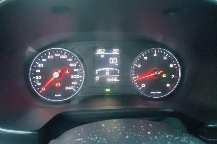 Used Roewe RX5 2018 20T Two-Wheel Drive Automatic Internet Smart Edition Instrument Cluster