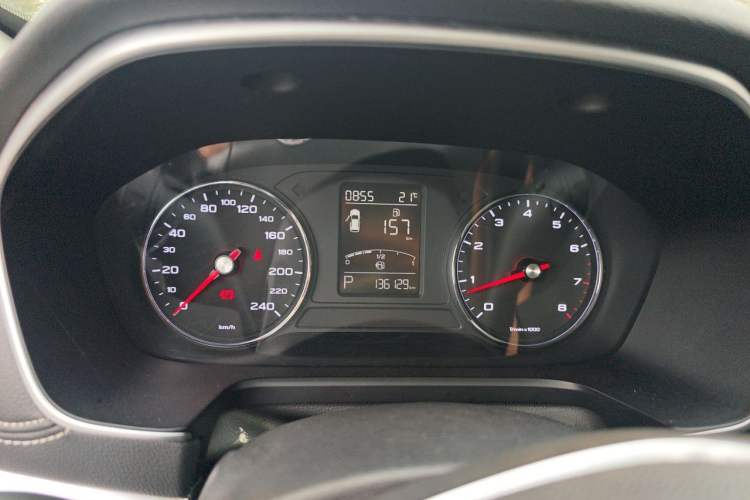 Used Roewe RX5 2018 20T Two-Wheel Drive Automatic Internet Smart Edition Instrument Cluster