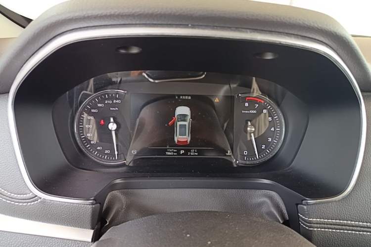Used Roewe RX5 2018 30T Two-Wheel Drive Automatic Internet Smart Edition Instrument Cluster