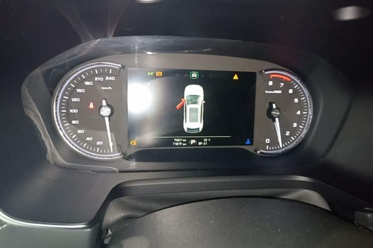 Used Roewe RX5 2018 30T Two-Wheel Drive Automatic Internet Smart Edition Instrument Cluster