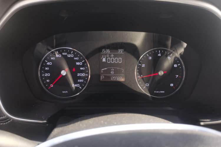 Used Roewe RX5 2018 20T Two-Wheel Drive Automatic Internet Smart Edition Instrument Cluster