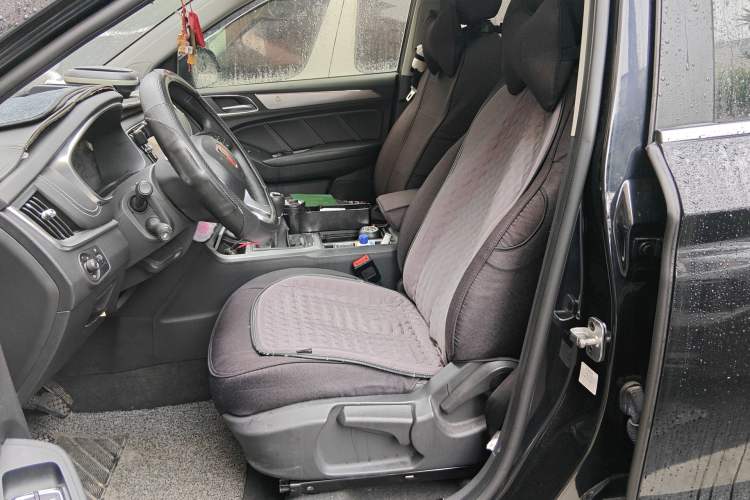 Used Roewe RX5 2018 20T Two-Wheel Drive Manual Flagship Edition Left Front Seat