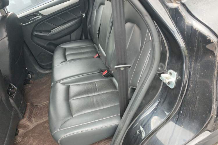 Used Roewe RX5 2018 20T Two-Wheel Drive Automatic Internet Smart Edition Left Rear Seat