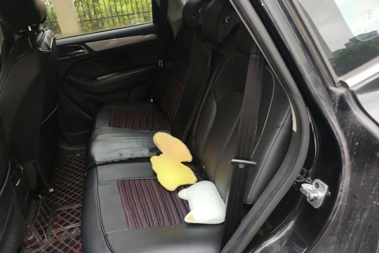 Used Roewe RX5 2018 30T Two-Wheel Drive Automatic Internet Platinum Edition Left Rear Seat