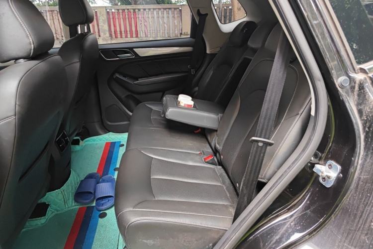Used Roewe RX5 2018 20T Two-Wheel Drive Automatic Internet Smart Edition Left Rear Seat