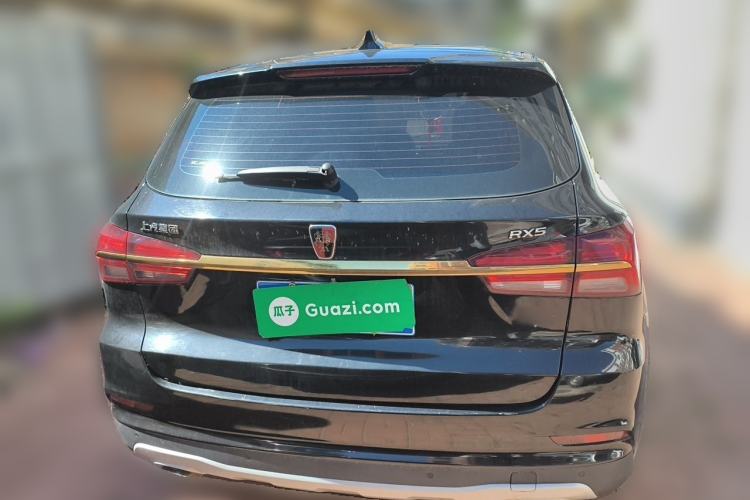 Used Roewe RX5 2018 30T Two-Wheel Drive Automatic Internet Black Gold Limited Edition Rear