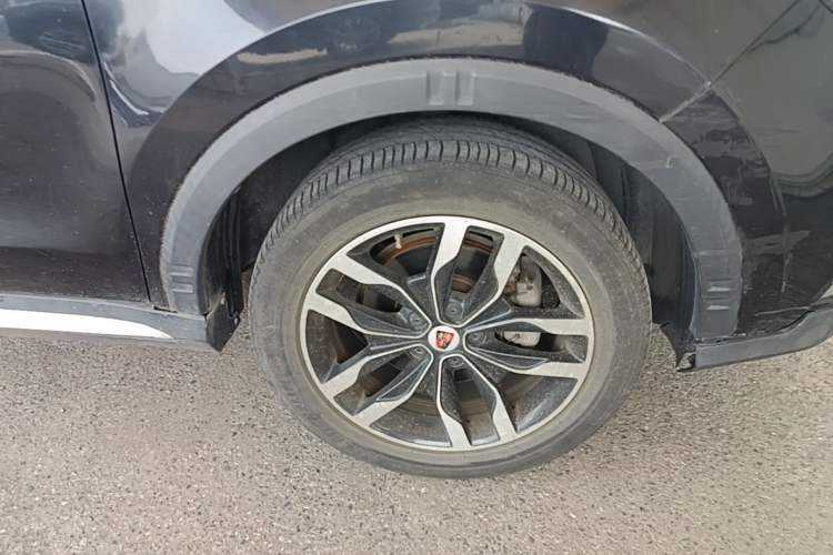 Used Roewe RX5 2018 30T Two-Wheel Drive Automatic Internet Smart Edition Right Front Wheel Hub