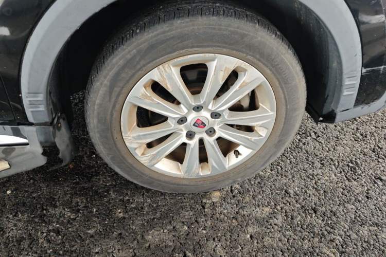 Used Roewe RX5 2018 20T Two-Wheel Drive Automatic Flagship Edition Right Front Wheel Hub