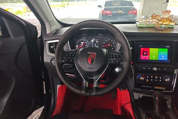 Used Roewe RX5 2018 20T Two-Wheel Drive Automatic Flagship Edition Steering Wheel