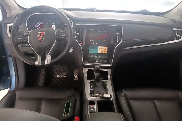 Used Roewe RX5 2018 20T Two-Wheel Drive Automatic Internet Smart Luxury Edition Center Console