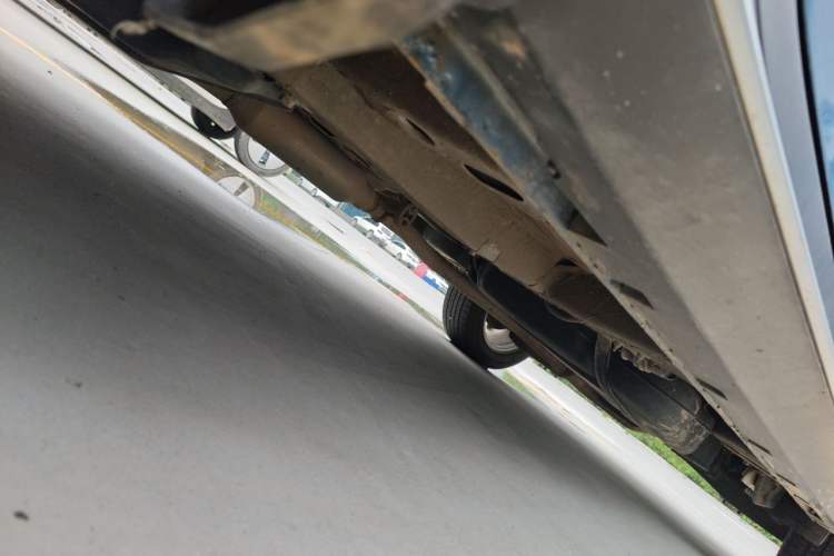 Used Roewe RX5 2018 20T Two-Wheel Drive Manual Flagship Edition Chassis Front Left