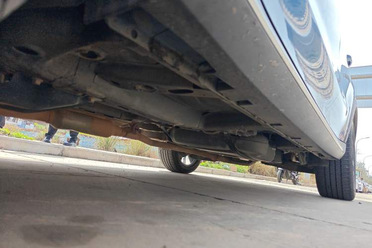 Used Roewe RX5 2018 20T Two-Wheel Drive Manual Internet Elite Edition Chassis Front Left