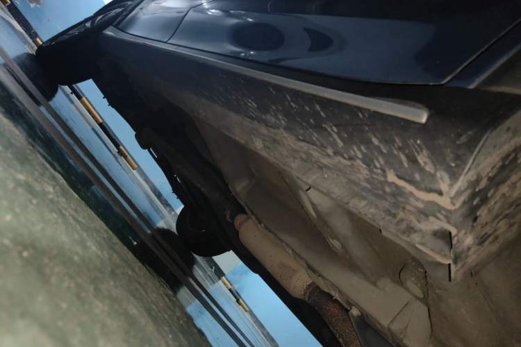 Used Roewe RX5 2018 20T Two-Wheel Drive Automatic Internet Smart Edition Chassis Front Right