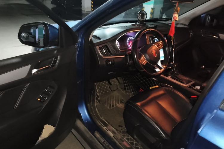 Used Roewe RX5 2018 20T Two-Wheel Drive Automatic Internet Smart Edition Driver Seat