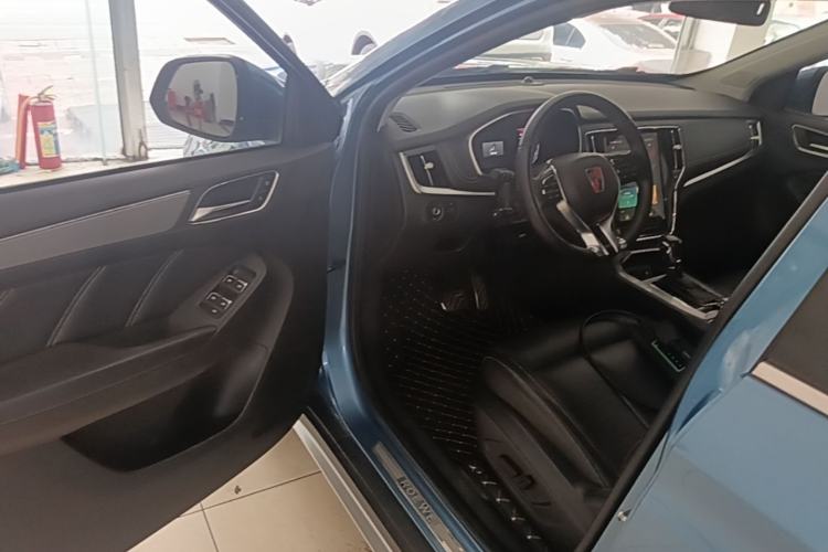 Used Roewe RX5 2018 20T Two-Wheel Drive Automatic Internet Smart Luxury Edition Driver Seat