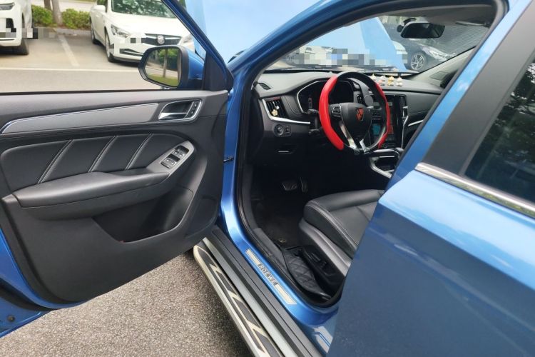 Used Roewe RX5 2018 20T Two-Wheel Drive Automatic Internet Smart Luxury Edition Driver Seat