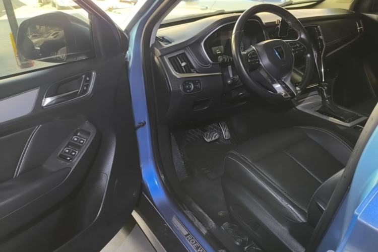 Used Roewe RX5 2018 20T Two-Wheel Drive Automatic Internet Smart Luxury Edition Driver Seat