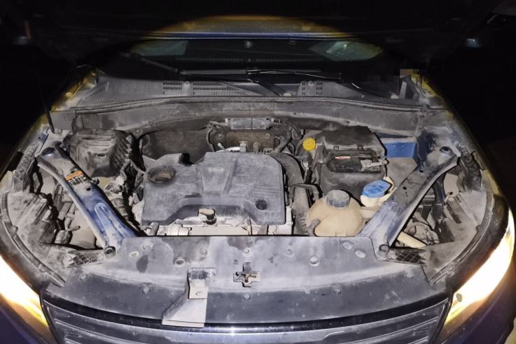 Used Roewe RX5 2018 20T Two-Wheel Drive Automatic Internet Smart Edition Engine Bay