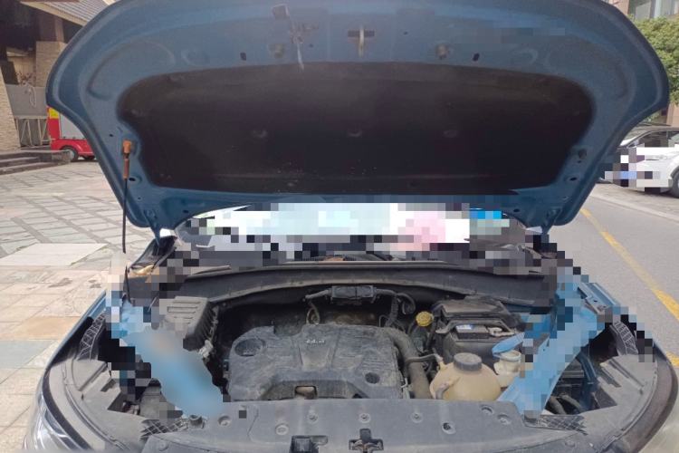 Used Roewe RX5 2018 20T Two-Wheel Drive Manual Internet Smart Edition Engine Bay