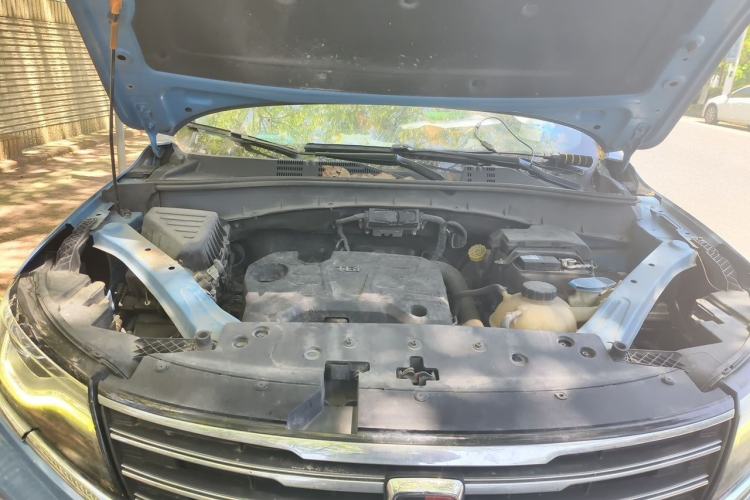 Used Roewe RX5 2018 20T Two-Wheel Drive Manual Internet Smart Edition Engine Bay