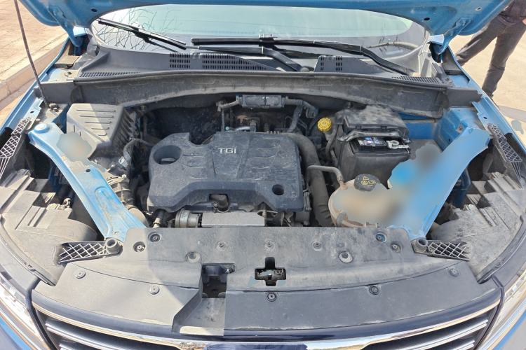 Used Roewe RX5 2018 20T Two-Wheel Drive Manual Internet Elite Edition Engine Bay
