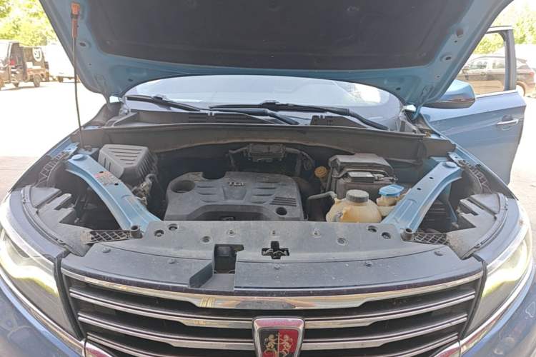 Used Roewe RX5 2018 20T Two-Wheel Drive Automatic Internet Smart Edition Engine Bay