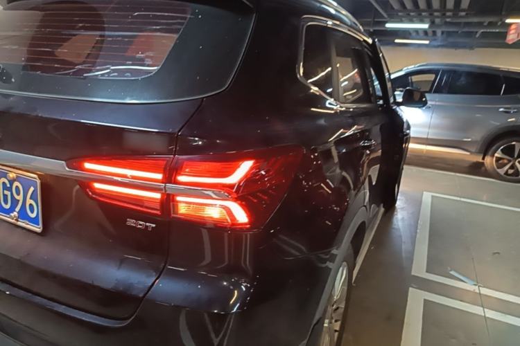 Used Roewe RX5 2018 20T Two-Wheel Drive Automatic Flagship Edition Exterior 3